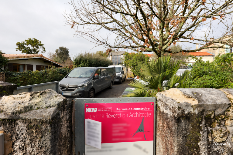 Le chantier — © Jean-Maurice Chacun, adresses floutées
